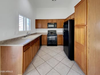 9728 Kiva Ave, Mesa, AZ 85209