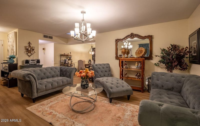 9728 W Briarwood Cir, Sun City, AZ 85351