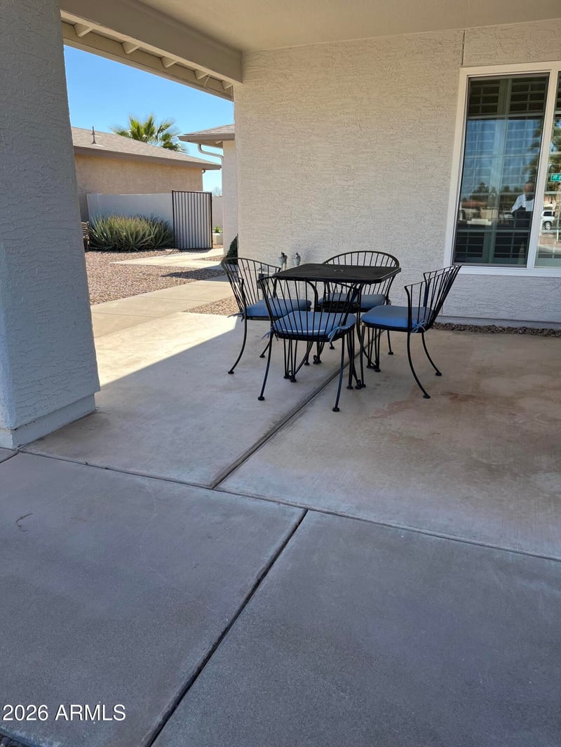 9729 Navajo Pl, Sun Lakes, AZ 85248