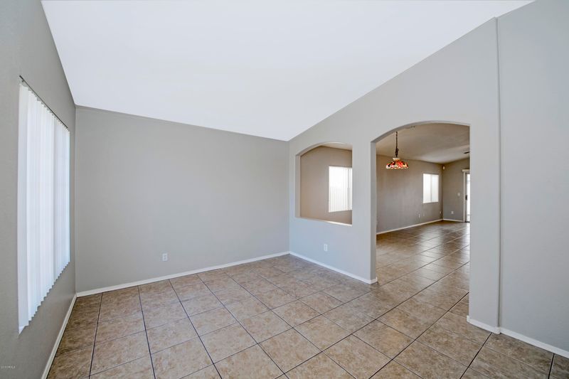 973 E Laredo St, Chandler, AZ 85225