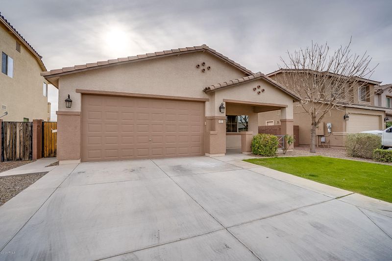 973 W Empress Tree Ave, Queen Creek, AZ 85140