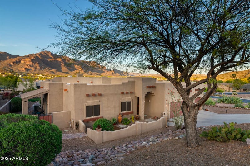 9730 Little Further Way, Gold Canyon, AZ 85118