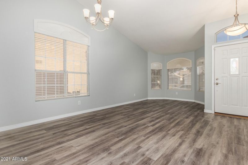 9730 W Runion Dr, Peoria, AZ 85382