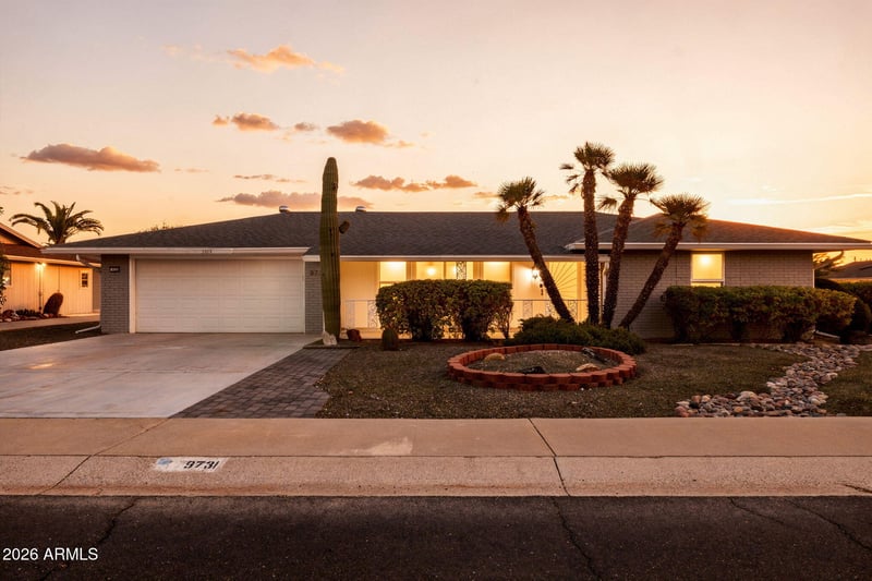9731 W Brokenstone Dr, Sun City, AZ 85351