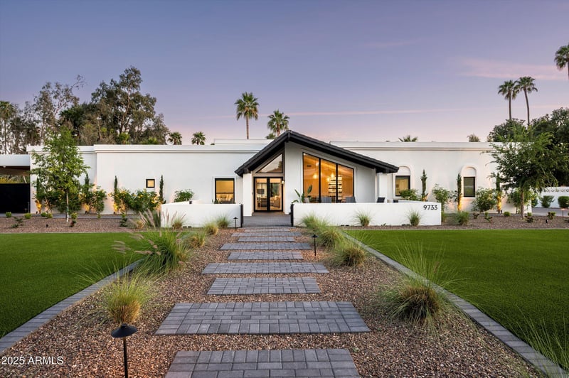9733 Clinton St, Scottsdale, AZ 85260