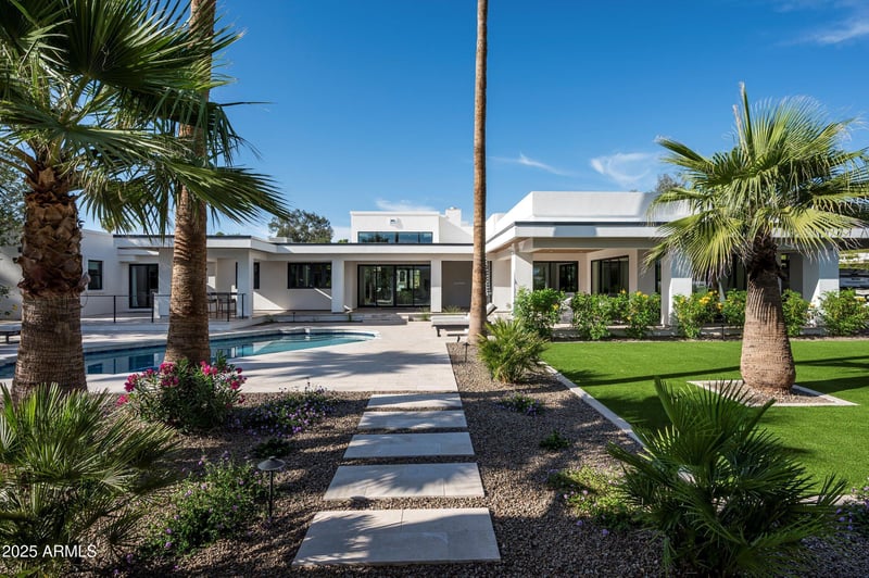 9733 Clinton St, Scottsdale, AZ 85260