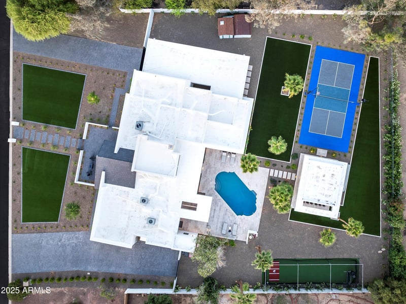 9733 Clinton St, Scottsdale, AZ 85260