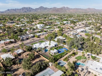 9733 Clinton St, Scottsdale, AZ 85260