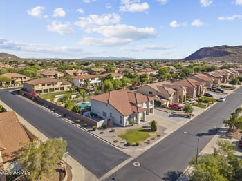 9733 Keyser Dr, Peoria, AZ 85383