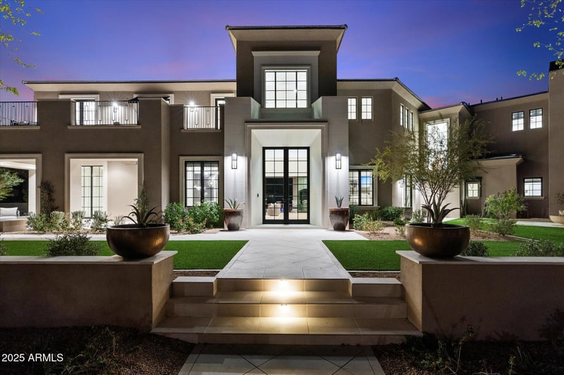 9735 Kemper Way, Scottsdale, AZ 85255