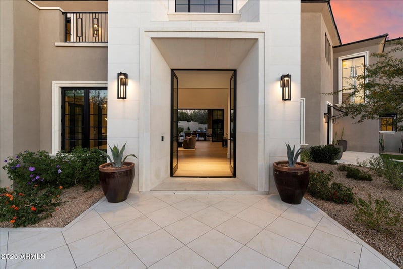 9735 Kemper Way, Scottsdale, AZ 85255
