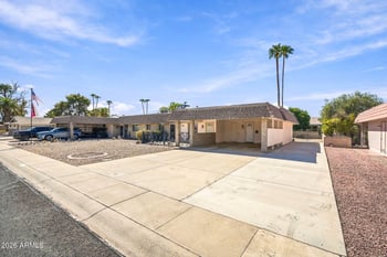 9736 N 105th Ave, Sun City, AZ 85351