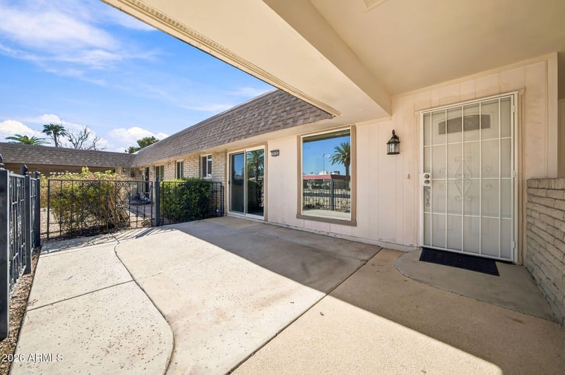 9736 N 105th Ave, Sun City, AZ 85351