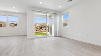 9739 12th St, Phoenix, AZ 85042