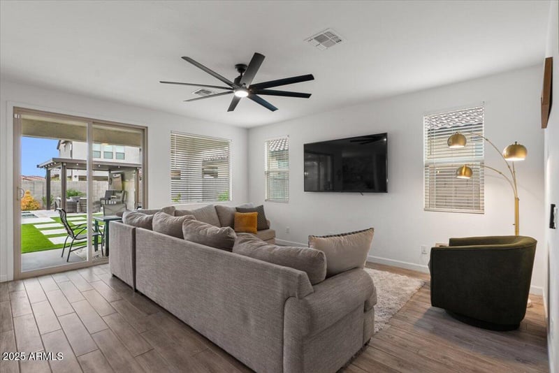 9740 Seismic Ave, Mesa, AZ 85212