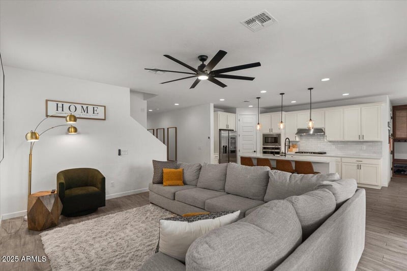 9740 Seismic Ave, Mesa, AZ 85212