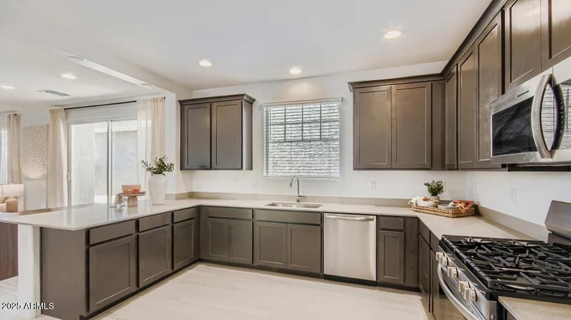 9741 Catalina Dr, Phoenix, AZ 85037
