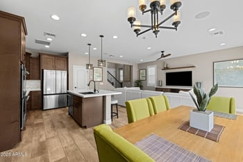 9743 Kinetic Dr, Mesa, AZ 85212