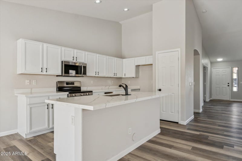 9745 Jan Ave, Mesa, AZ 85209