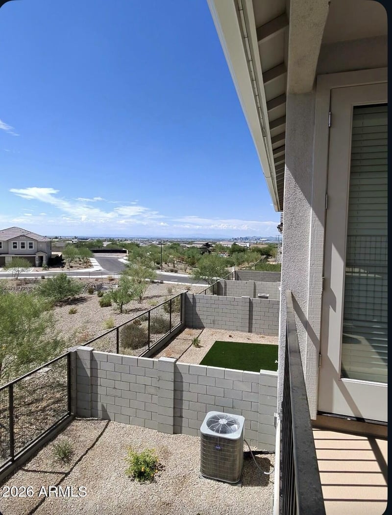 9746 S 12th St, Phoenix, AZ 85042