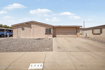 9748 Escondido Ave, Mesa, AZ 85208