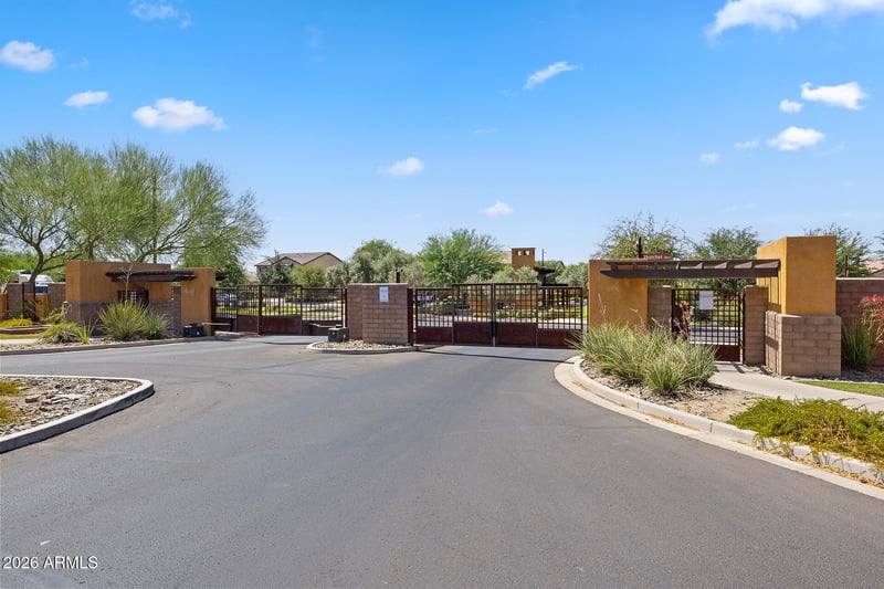 9748 E Theia Dr, Mesa, AZ 85212