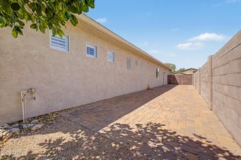 9749 Bent Tree Dr, Peoria, AZ 85383