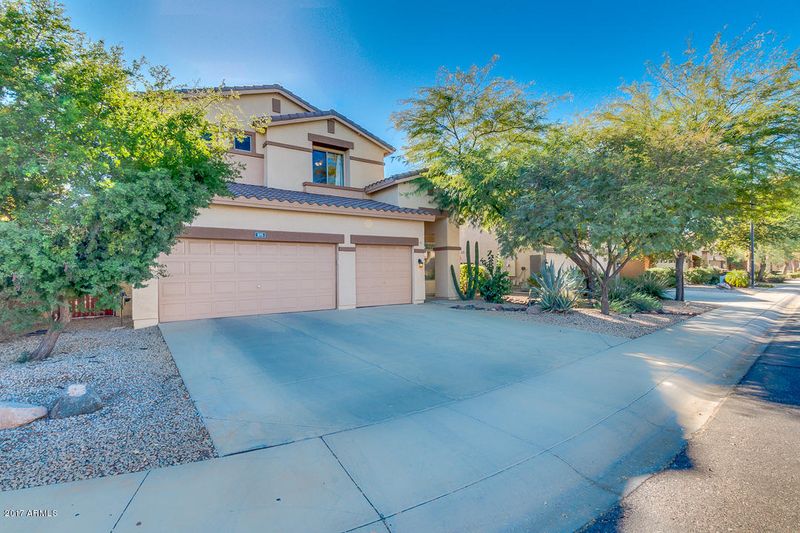 975 E Virgo Pl, Chandler, AZ 85249