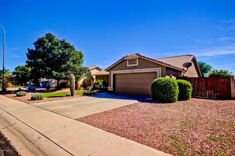975 W 13th Ave, Apache Junction, AZ 85120