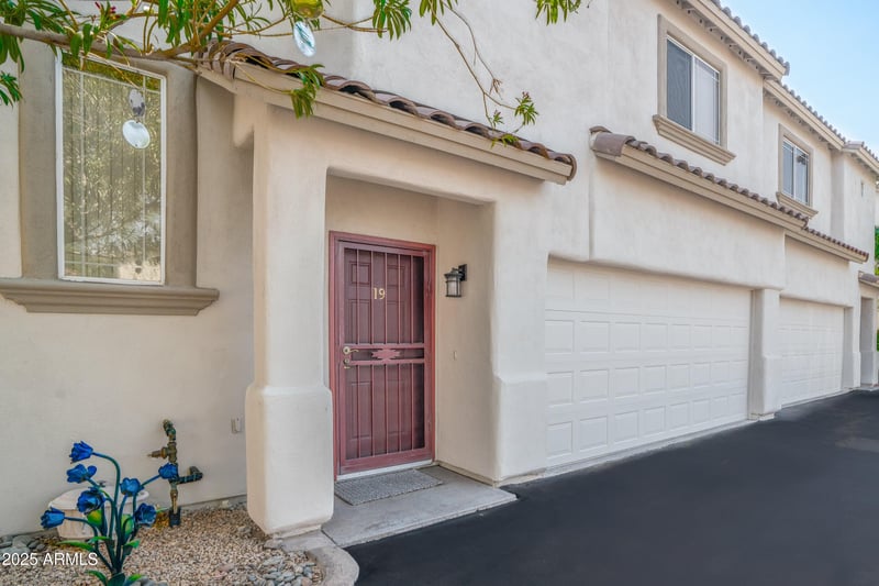 9750 Monterey Dr #19, Fountain Hills, AZ 85268