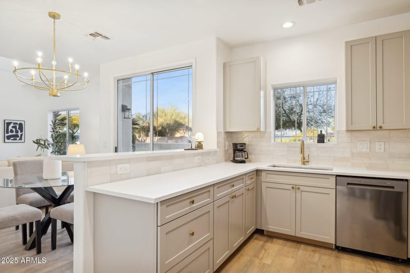 9750 Monterey Dr #52, Fountain Hills, AZ 85268