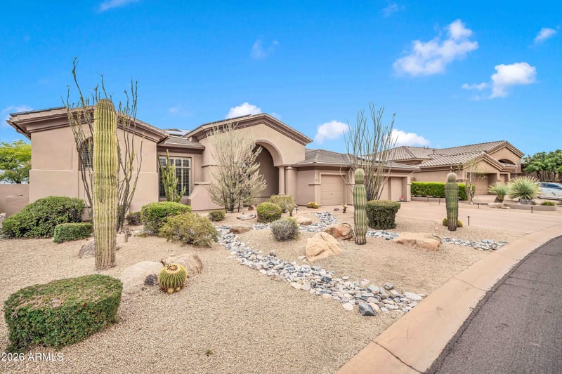 9752 E Roadrunner Dr, Scottsdale, AZ 85262