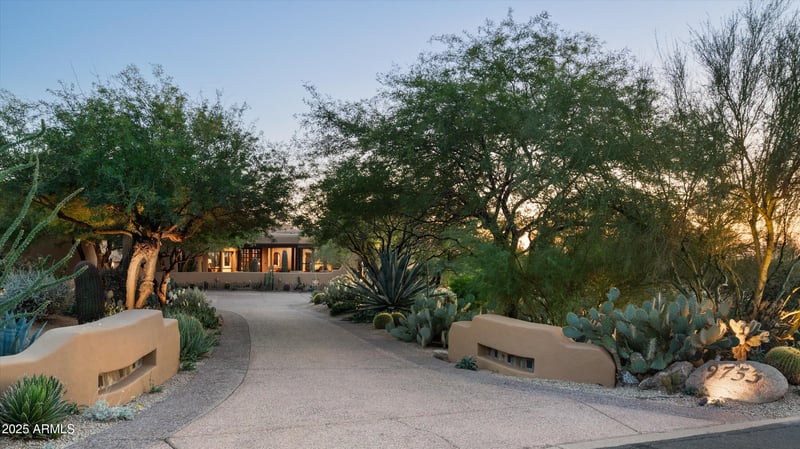 9753 Sundance Trl, Scottsdale, AZ 85262