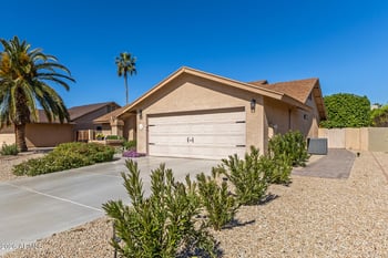 9754 Rosemonte Dr, Peoria, AZ 85382