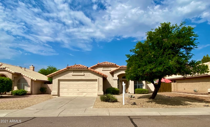 9758 S Darrow Dr, Tempe, AZ 85284