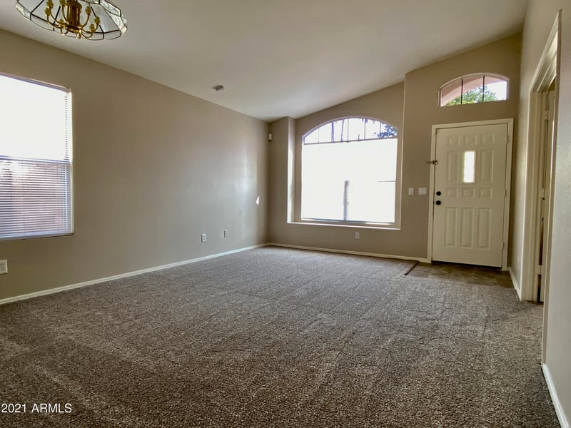 9758 S Darrow Dr, Tempe, AZ 85284