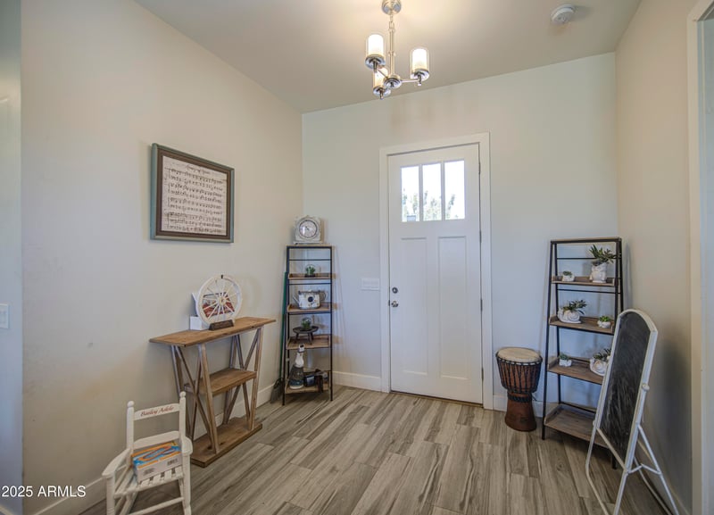 9759 Brown Rd, Mesa, AZ 85207