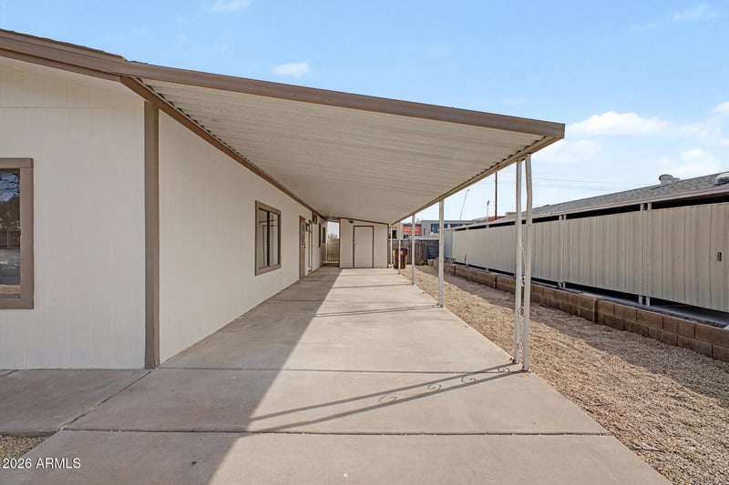 9761 Flossmoor Ave, Mesa, AZ 85208
