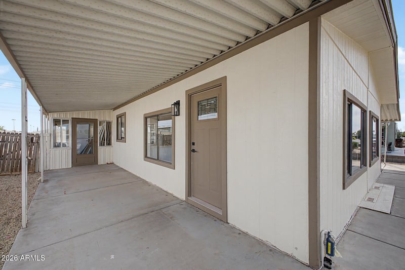 9761 Flossmoor Ave, Mesa, AZ 85208