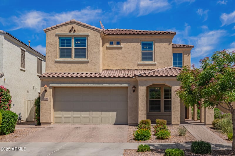 9764 Radioactive Dr, Mesa, AZ 85212