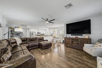 9764 Rockwood Dr, Peoria, AZ 85382