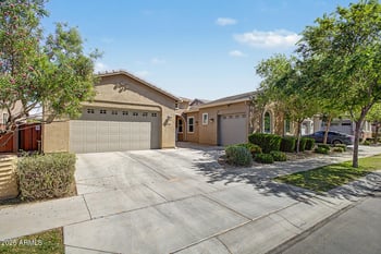 9764 Thornbush Ave, Mesa, AZ 85212