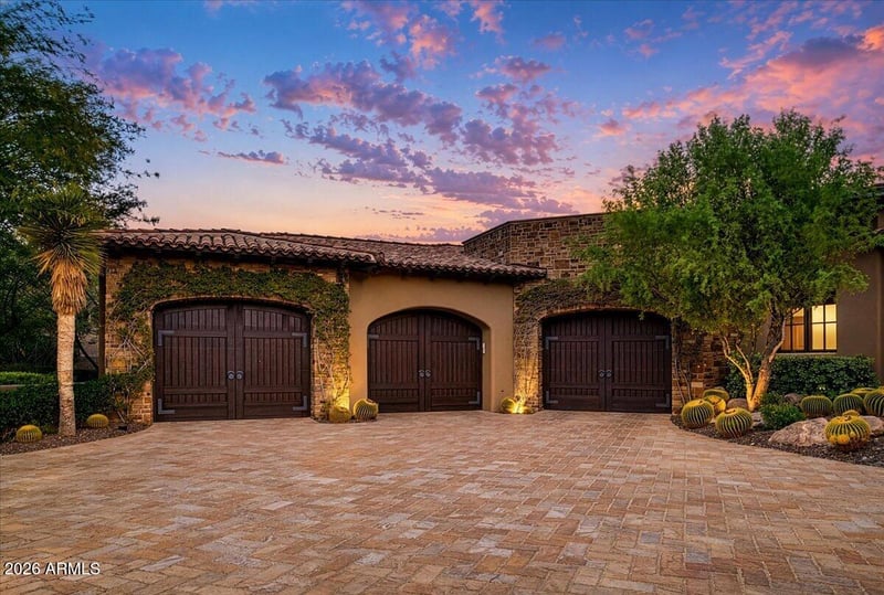 9771 Falling Star Dr, Scottsdale, AZ 85262