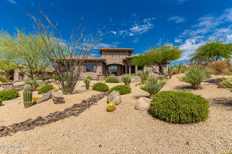 9772 Gold Bluff Rd, Scottsdale, AZ 85262