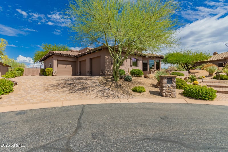 9772 Gold Bluff Rd, Scottsdale, AZ 85262