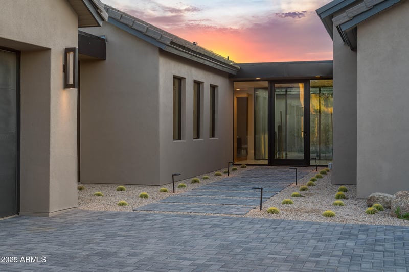 9775 Hidden Valley Rd, Scottsdale, AZ 85262