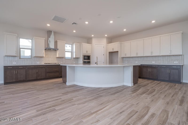 9776 36th Ln, Laveen, AZ 85339