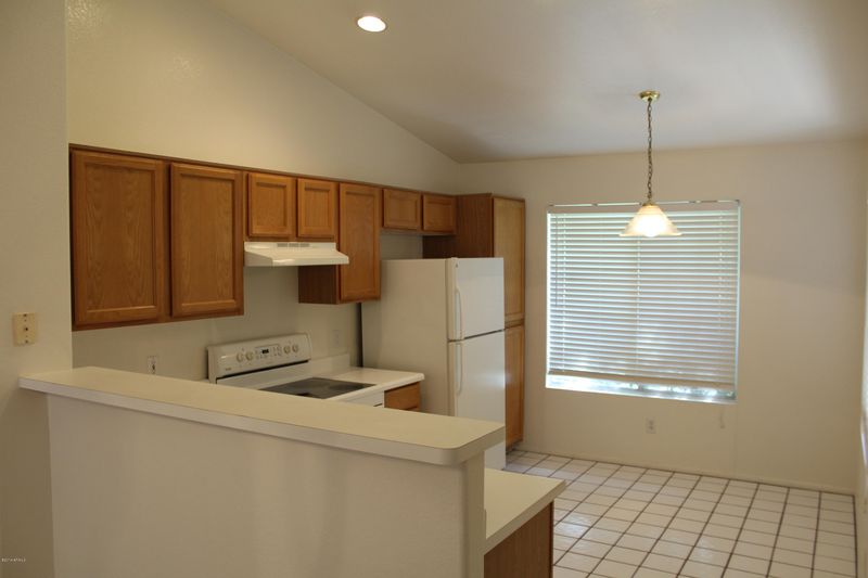 978 W Leah Ln, Gilbert, AZ 85233