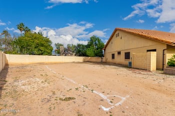 9781 Aster Dr, Scottsdale, AZ 85260