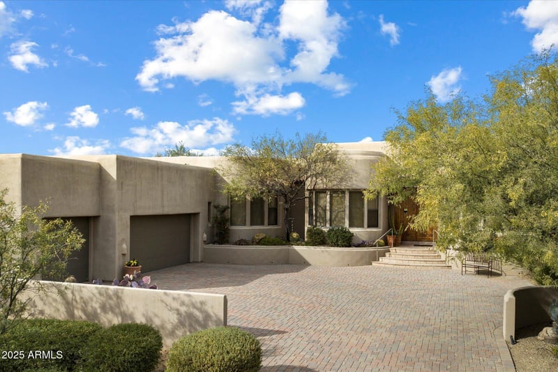 9784 Miramonte Dr, Scottsdale, AZ 85262